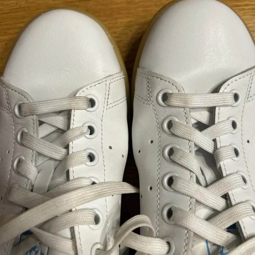 Adidas Stan Smith Unisex Sneakers-White w/Royal Blue-MEN’S: 6, WOMEN’S: 7.5